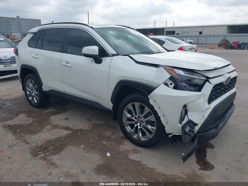 2022 Toyota Rav4 Xle Premium