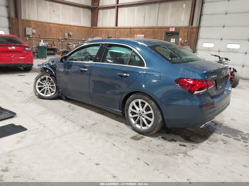 2020 Mercedes-Benz A 220 4Matic