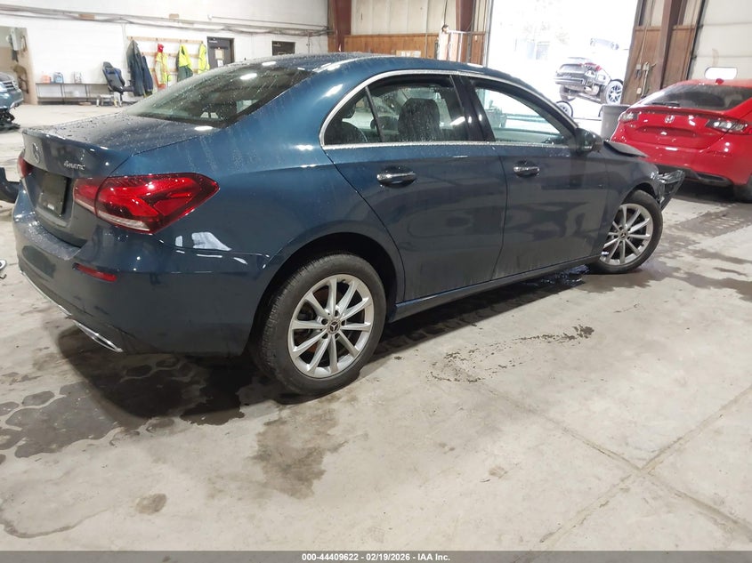 2020 Mercedes-Benz A 220 4Matic