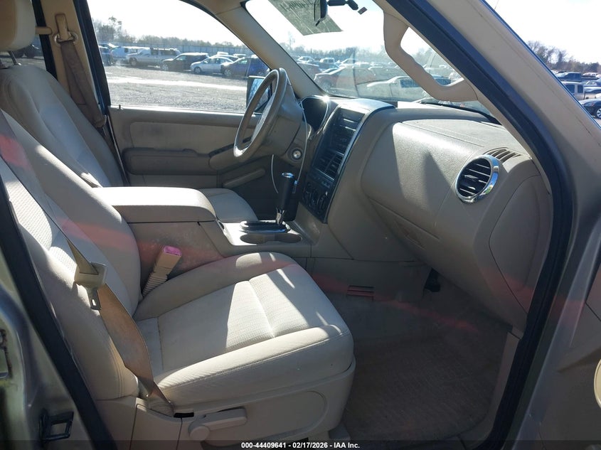 2007 Ford Explorer Xlt