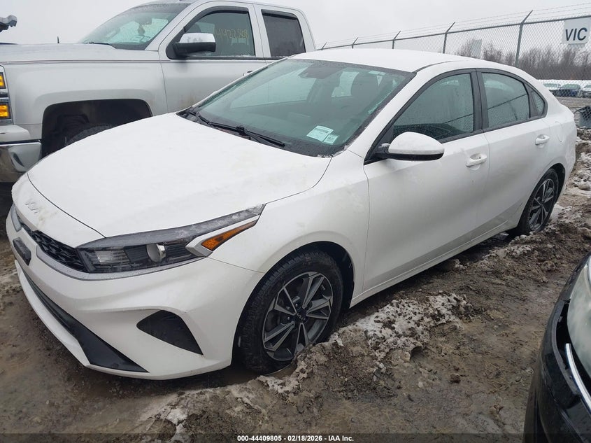 2023 Kia Forte Lxs