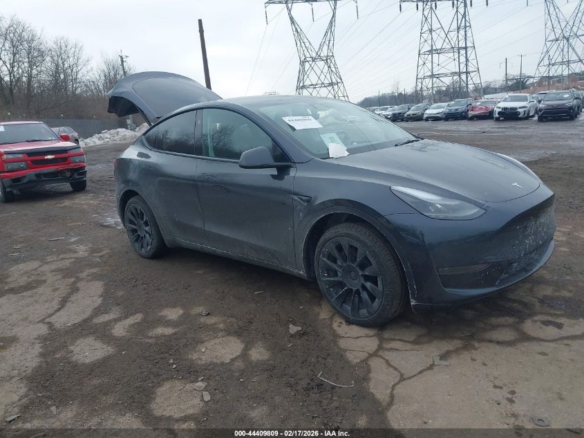 2024 Tesla Model Y Long Range Single Motor Rear-Wheel Drive/Rwd
