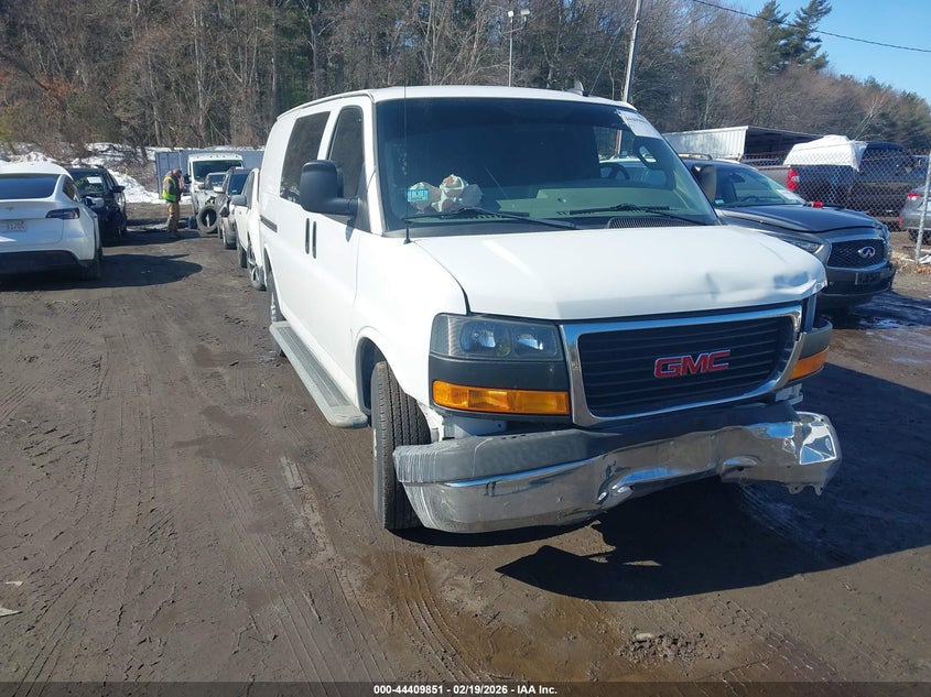 2019 GMC Savana 2500 Work Van