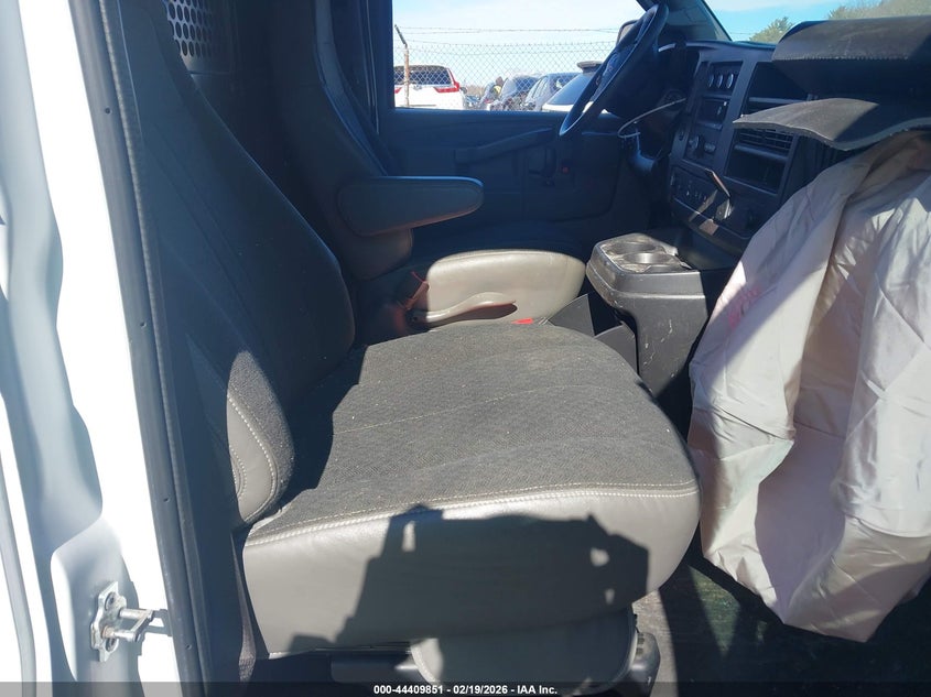 2019 GMC Savana 2500 Work Van