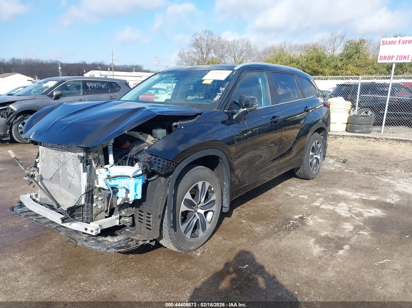 2023 Toyota Highlander Xle