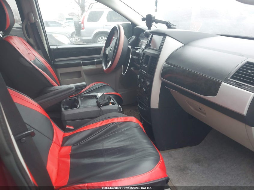 2010 Dodge Grand Caravan Crew