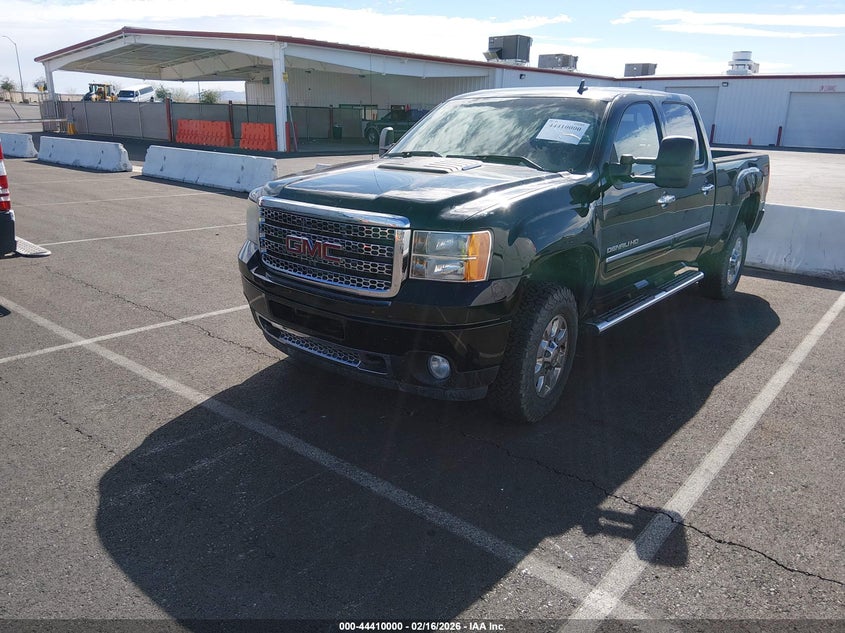 2011 GMC Sierra 2500Hd Denali