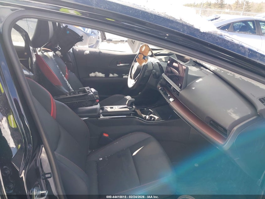 2025 Toyota Prius Plug-In Hybrid Xse