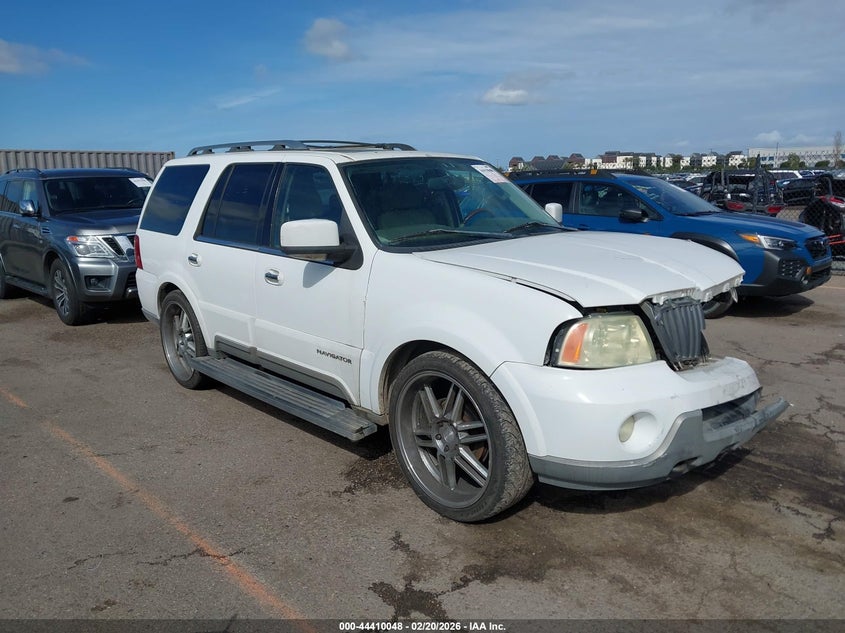 2004 Lincoln Navigator