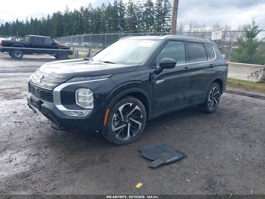 2025 Mitsubishi Outlander Phev