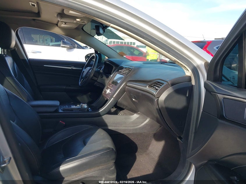 2017 Ford Fusion Hybrid Titanium