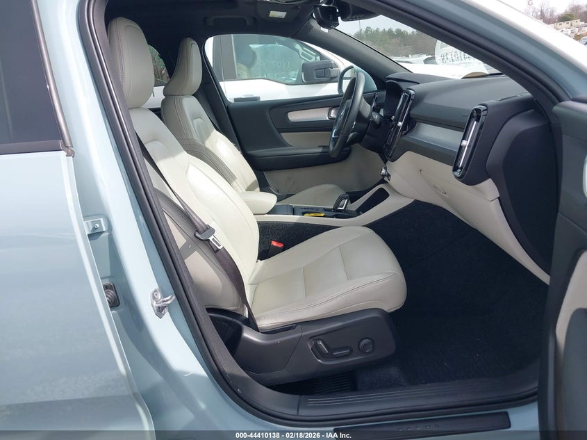 2019 Volvo Xc40 T5 Momentum