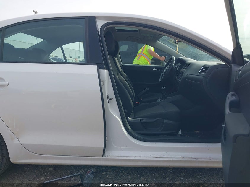 2012 Volkswagen Jetta 2.0L S