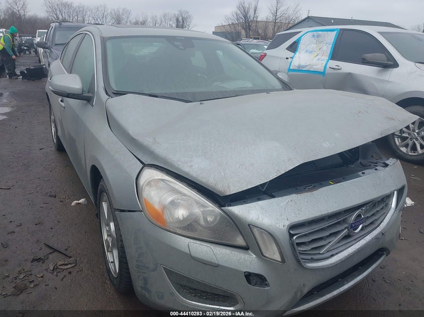 2013 VOLVO S60 T5