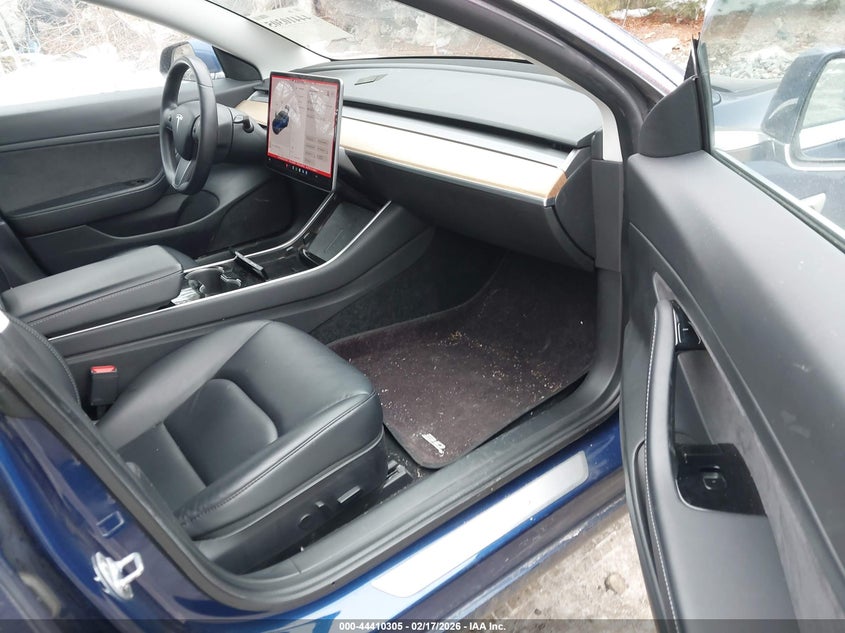 2020 Tesla Model 3 Standard Range Plus Rear-Wheel Drive/Standard Range Rear-Wheel Drive