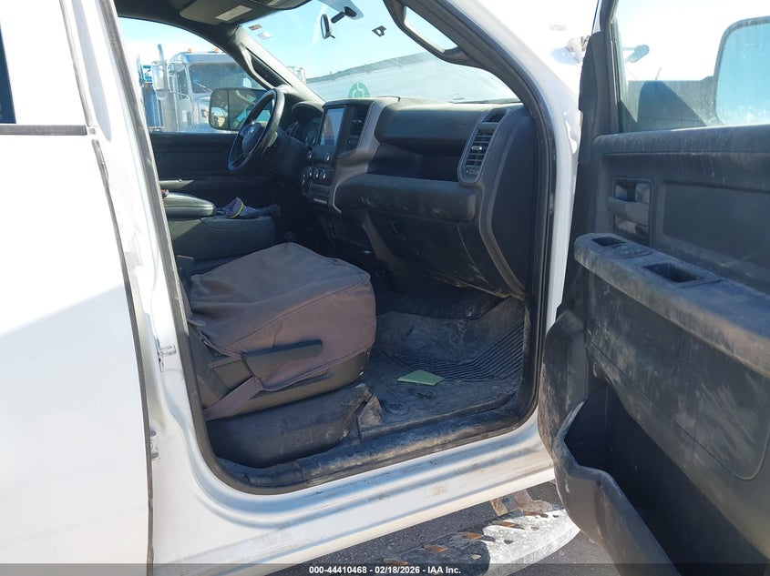 2022 Ram 2500 Tradesman 4X4 8' Box