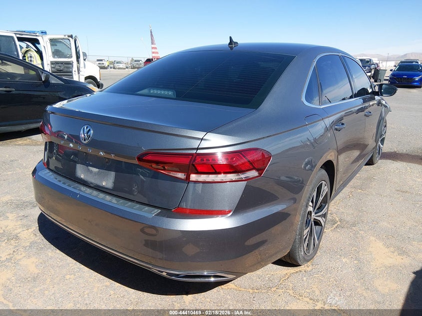 2022 Volkswagen Passat 2.0T Se