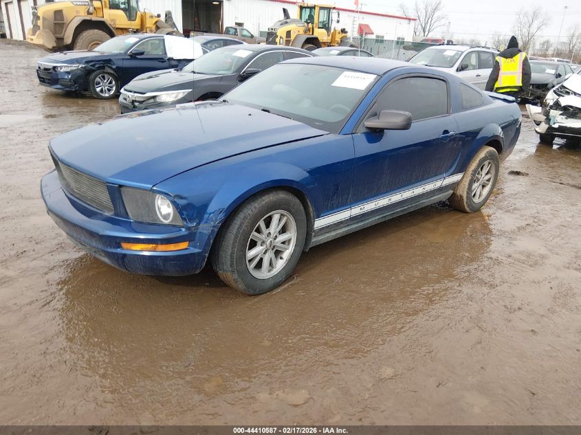 2009 Ford Mustang V6/V6 Premium VIN: 1ZVHT80N695130477 Lot: 44410587