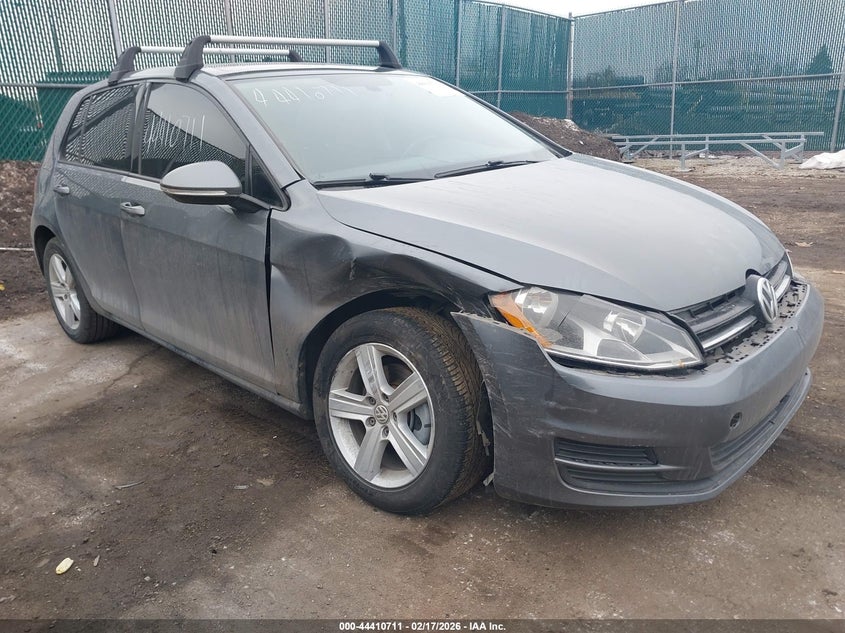 2017 Volkswagen Golf Tsi S 4-Door/Tsi Se 4-Door/Tsi Sel 4-Door/Tsi Wolfsburg Edition 4-Door