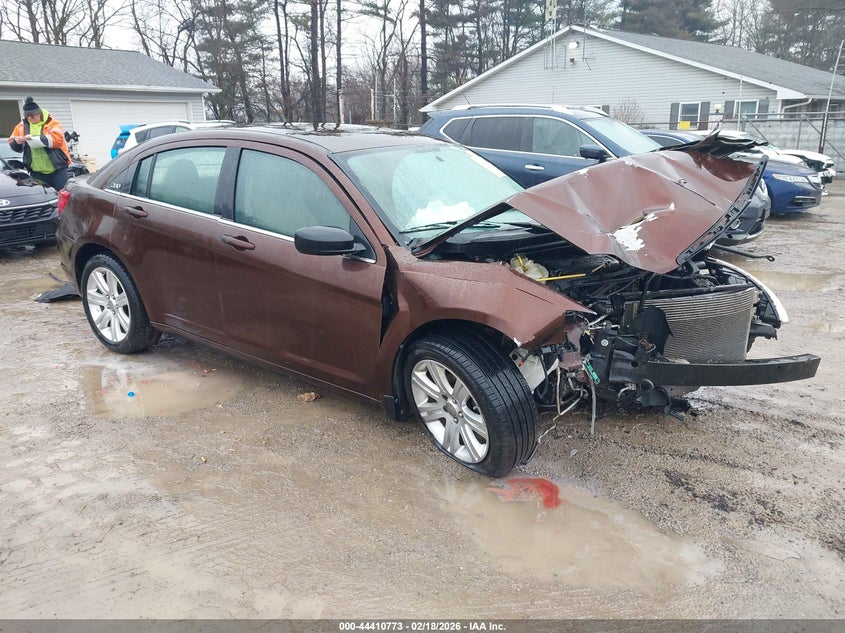 2013 Chrysler 200 Touring
