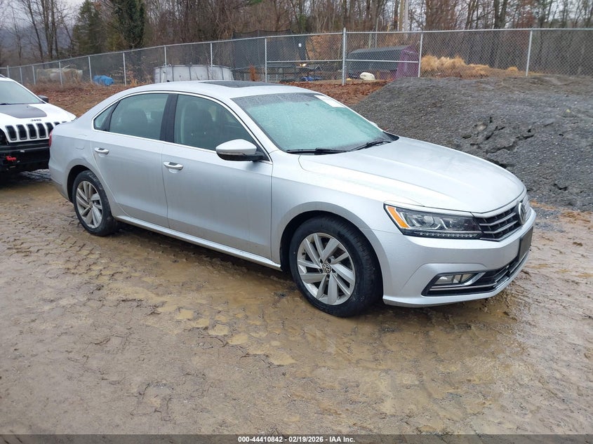 2018 Volkswagen Passat 2.0T Se