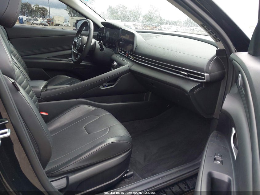 2023 Hyundai Elantra Hybrid Limited