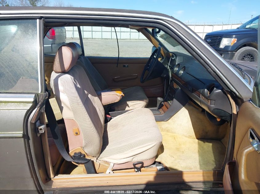 1984 Mercedes-Benz 300 Cdt