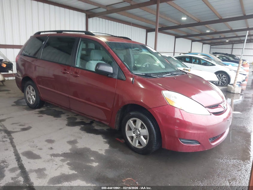 2007 TOYOTA SIENNA 