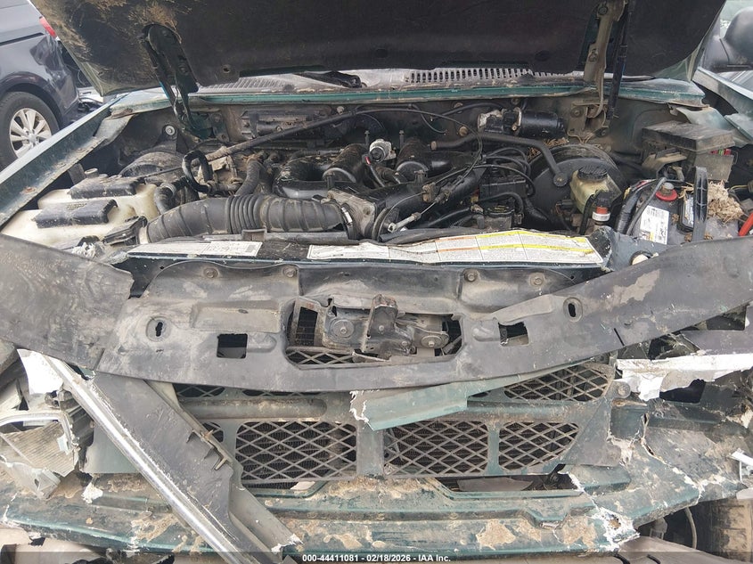 2000 Ford Explorer Eddie Bauer VIN: 1FMZU74E0YUA08321 Lot: 44411081