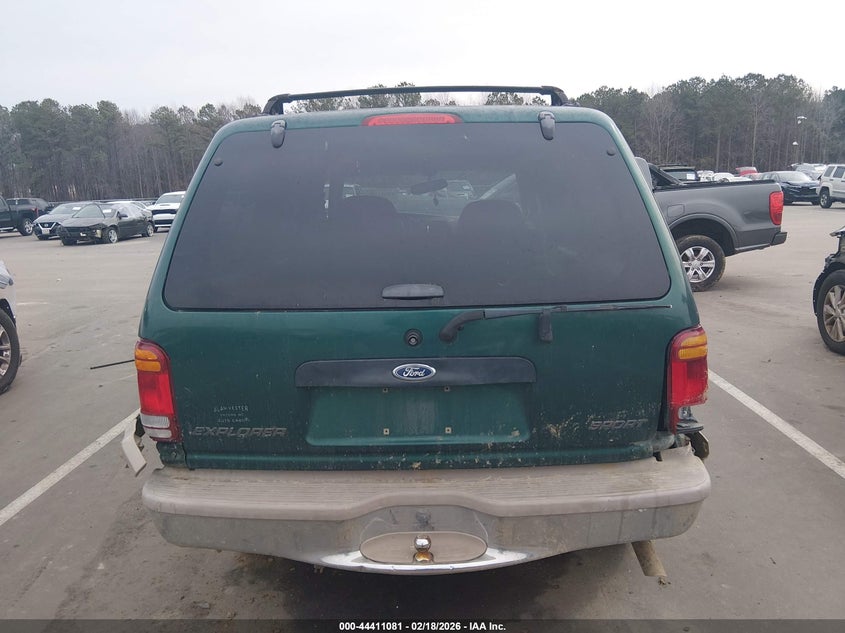 2000 Ford Explorer Eddie Bauer VIN: 1FMZU74E0YUA08321 Lot: 44411081