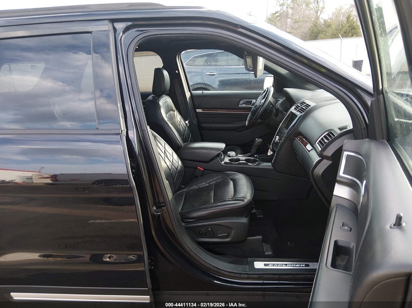 2019 Ford Explorer Platinum