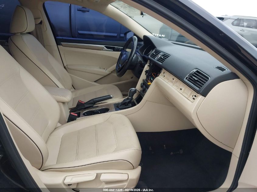 2017 Volkswagen Passat 1.8T Se