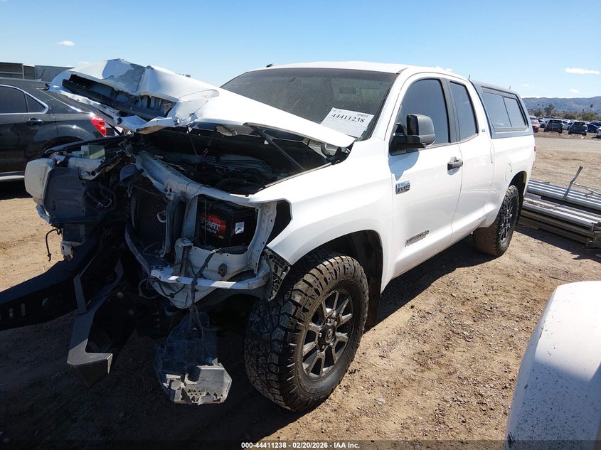 2017 Toyota Tundra Sr5 5.7L V8