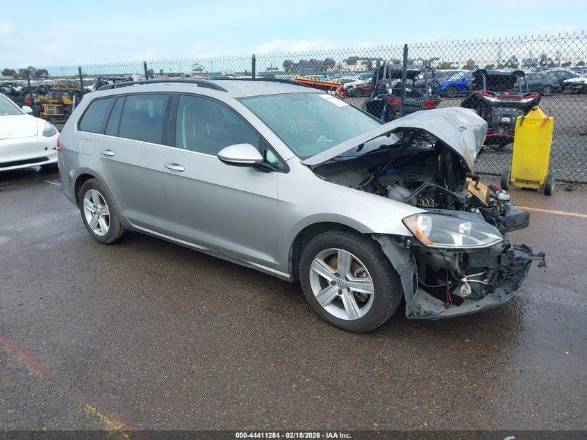 2015 Volkswagen Golf Sportwagen Tdi S 4-Door