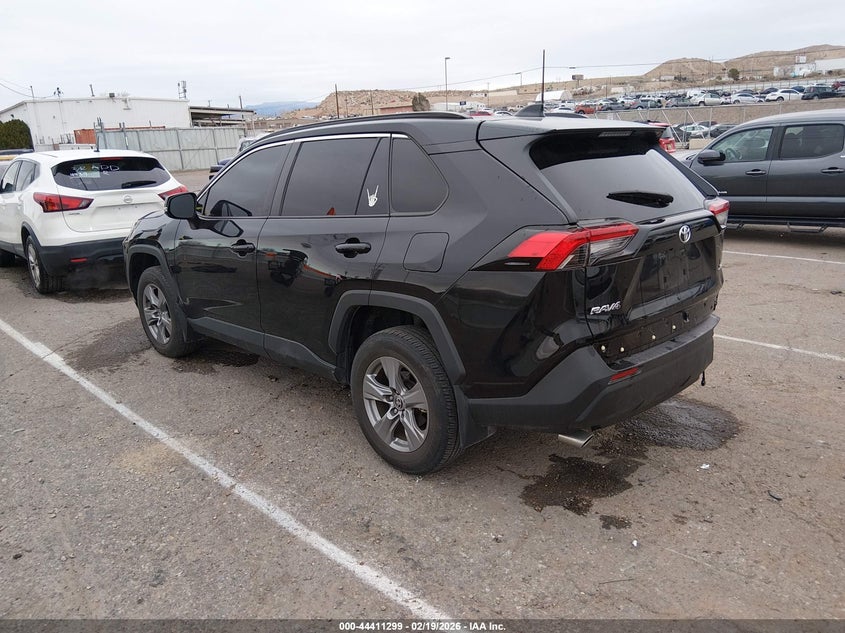 VIN 2T3W1RFV8RC263314 2024 TOYOTA RAV4 XLE