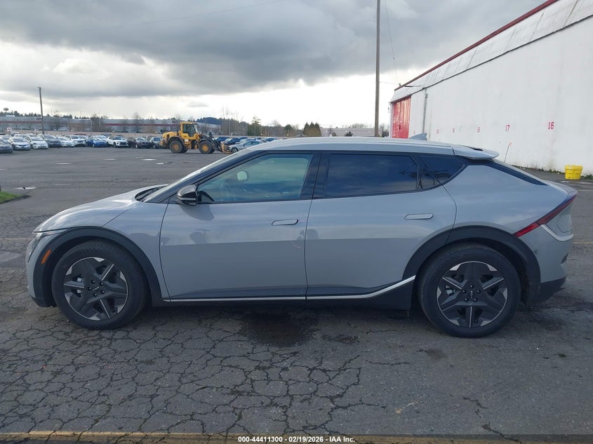 2025 Kia Ev6 Light/Wind/Light Long Range VIN: 5XYC3DJC5SG011299 Lot: 44411300