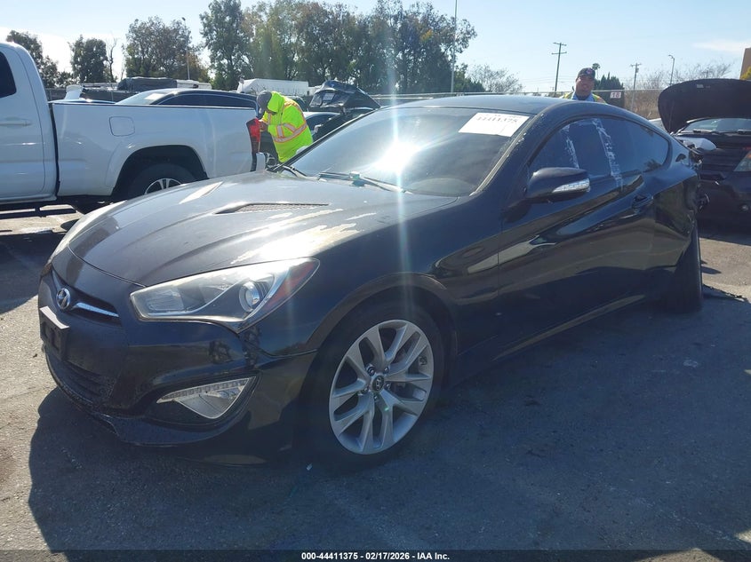 2015 Hyundai Genesis 3.8 Base