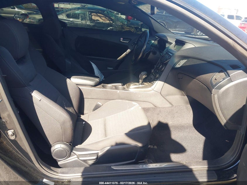 2015 Hyundai Genesis 3.8 Base