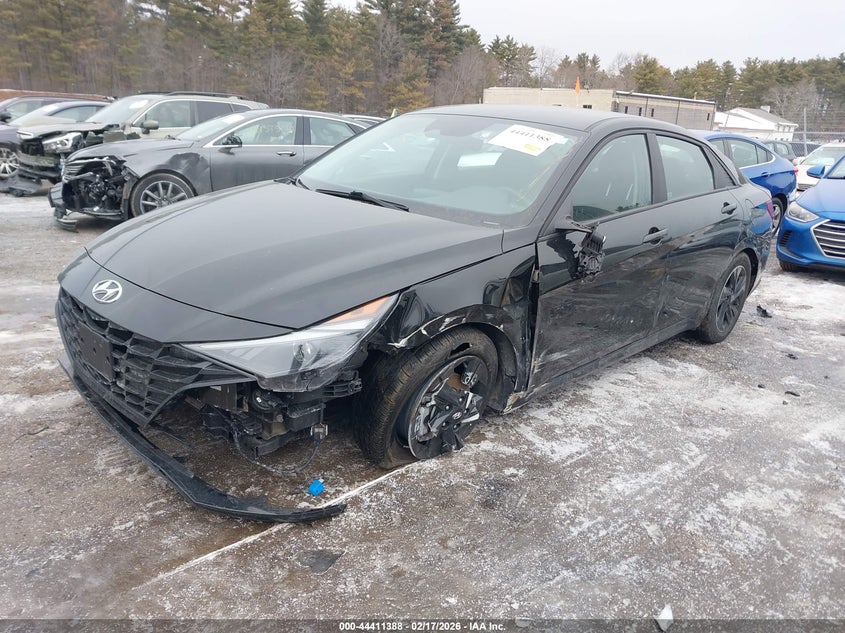 2023 Hyundai Elantra Sel