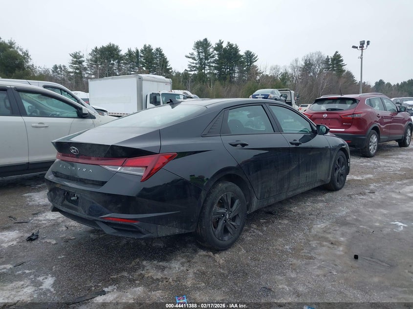 2023 Hyundai Elantra Sel