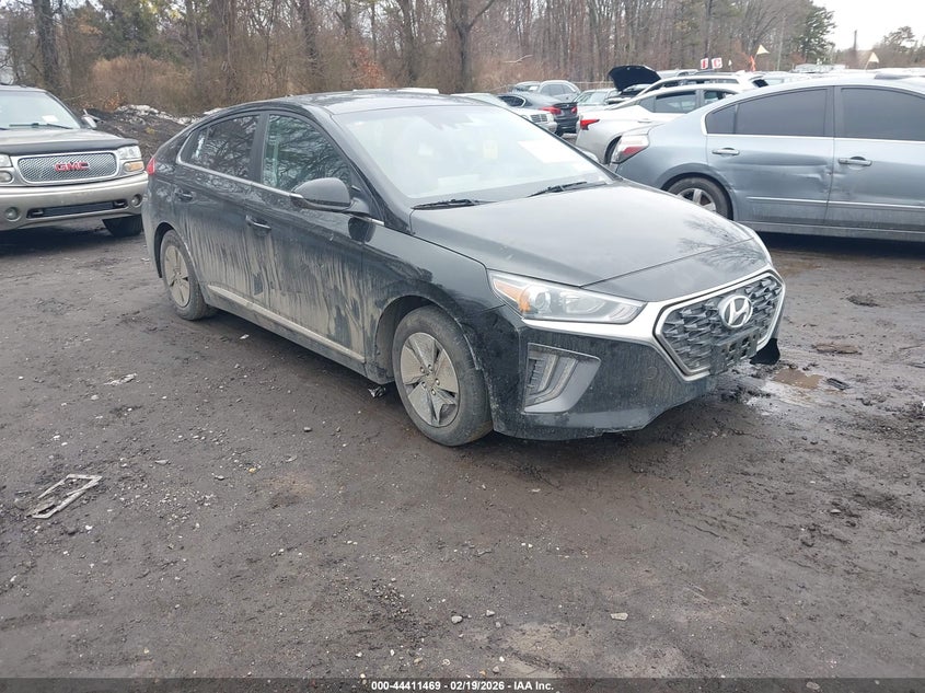 2022 Hyundai Ioniq Hybrid Se