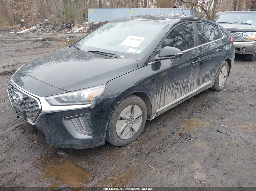 2022 Hyundai Ioniq Hybrid Se