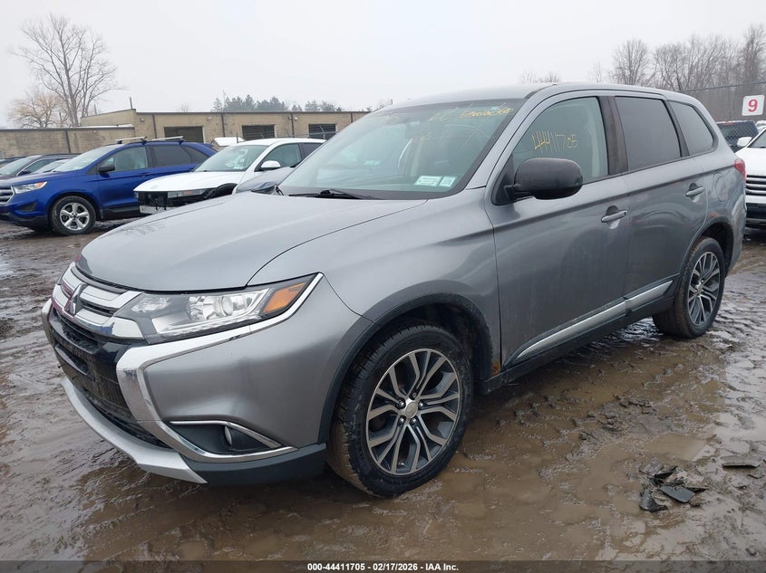 2017 Mitsubishi Outlander Es