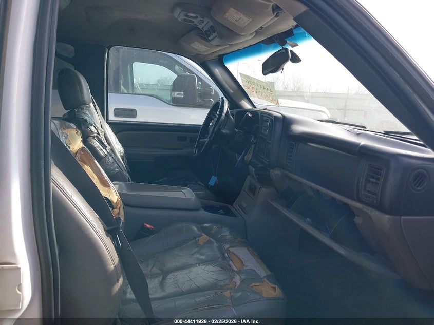 2002 Chevrolet Suburban 1500 Lt