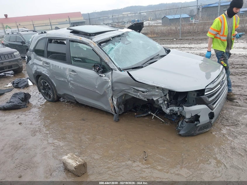2025 Subaru Forester Limited Hybrid