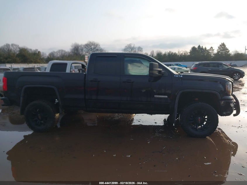 GMC SIERRA 1500 - zdjęcie 13