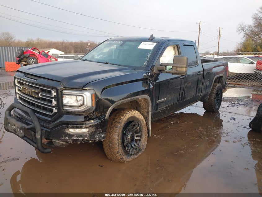GMC SIERRA 1500 - zdjęcie 2