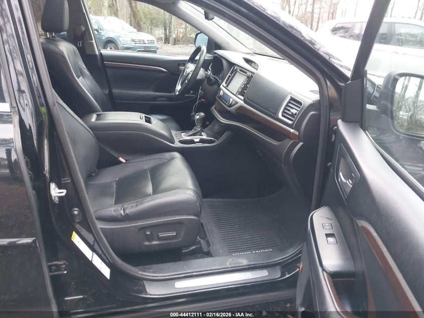 2014 Toyota Highlander Limited Platinum V6