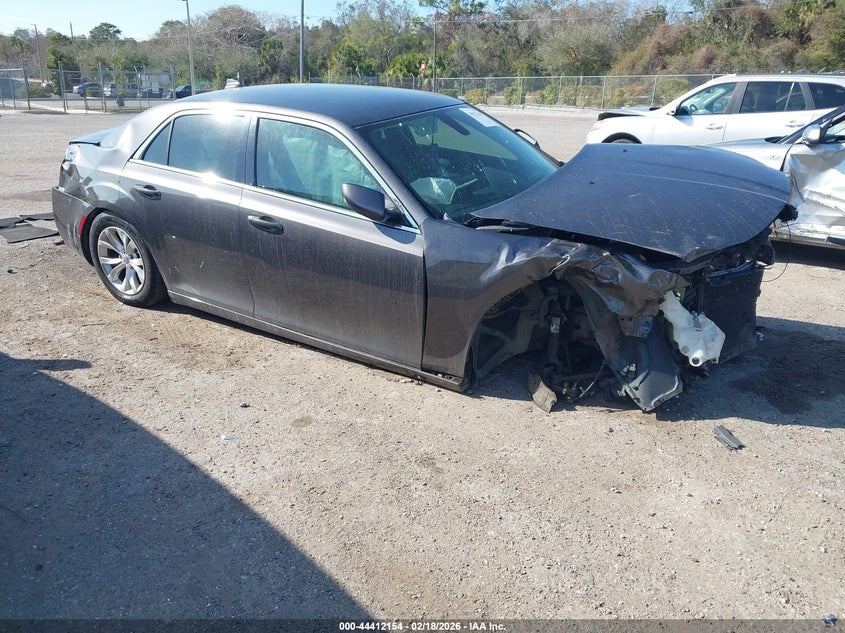 2015 Chrysler 300 Limited