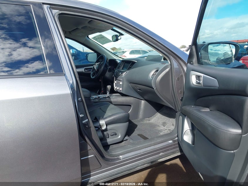 2020 Nissan Pathfinder Sl 2Wd